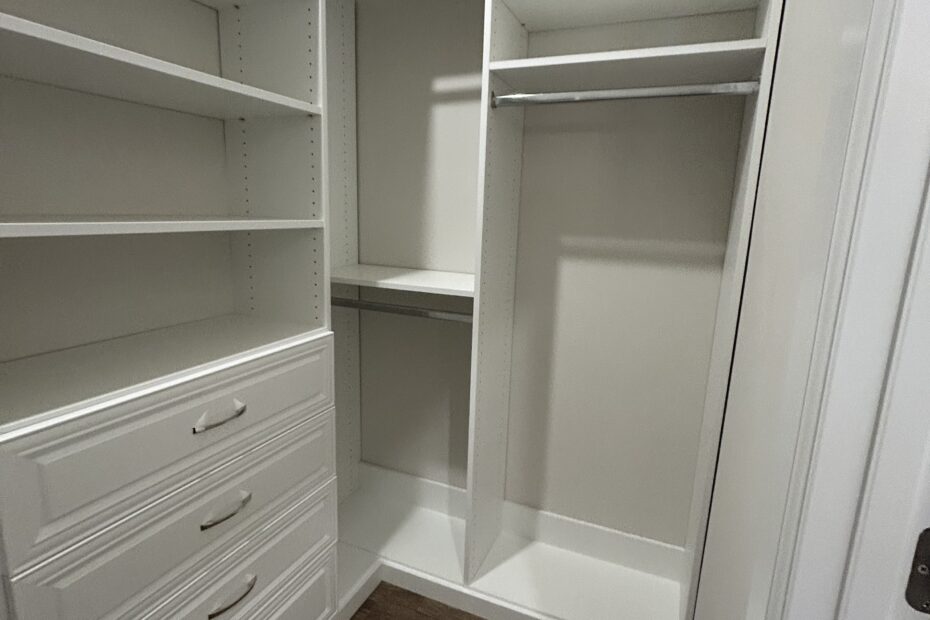 Manufacturing & Supply Chain Partner for Closet Franchises